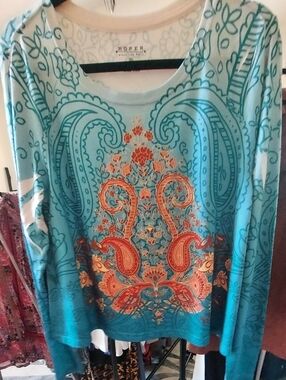 Blue Paisley Print Long Sleeve Top with Orange Accent XL